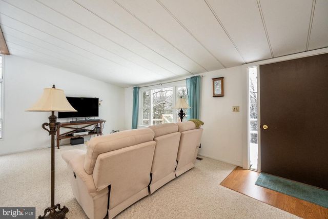 16 LEMLEY, Oakland, MD 21550