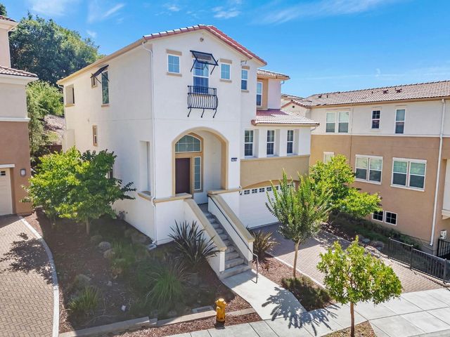 2703 Tribune Avenue, Hayward, CA 94542