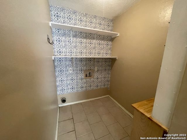 2167 MOSSY CREEK DR, San Antonio, TX 78245