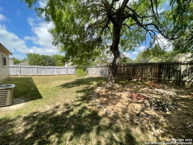 2167 MOSSY CREEK DR, San Antonio, TX 78245