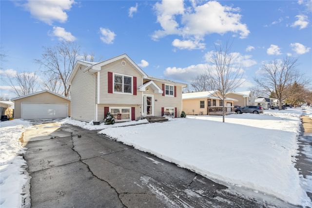 700 NE 6th Street, Grimes, IA 50111