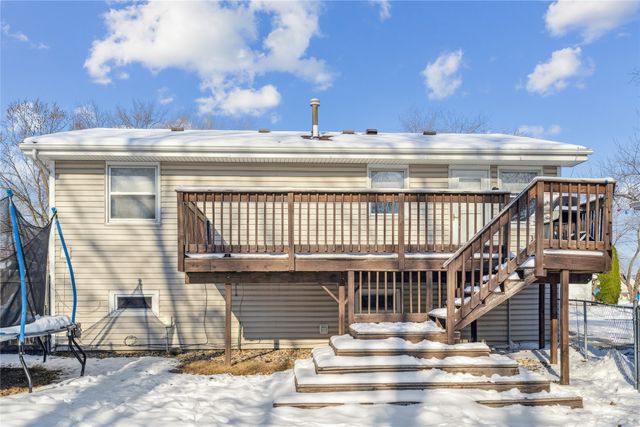 700 NE 6th Street, Grimes, IA 50111