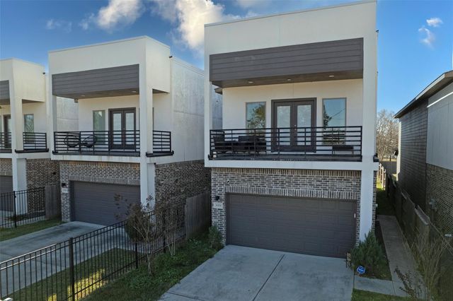 8404 Safeguard Street, Houston, TX 77051