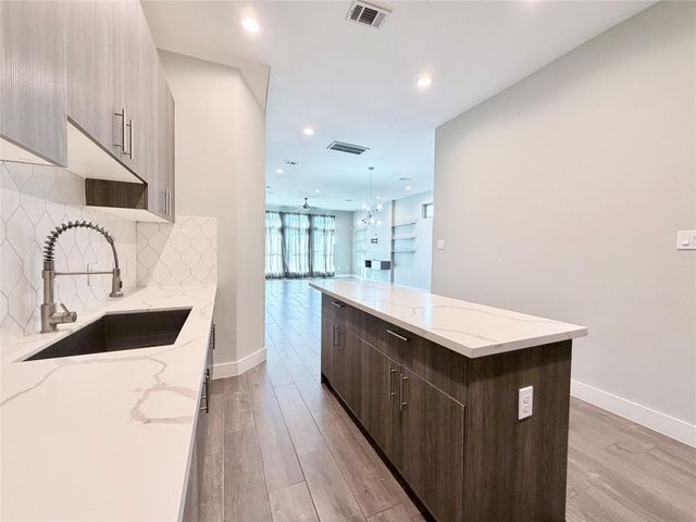 8404 Safeguard Street, Houston, TX 77051