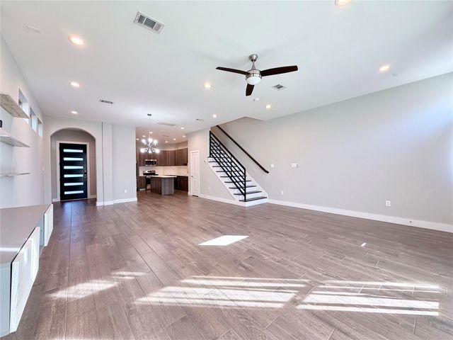 8404 Safeguard Street, Houston, TX 77051