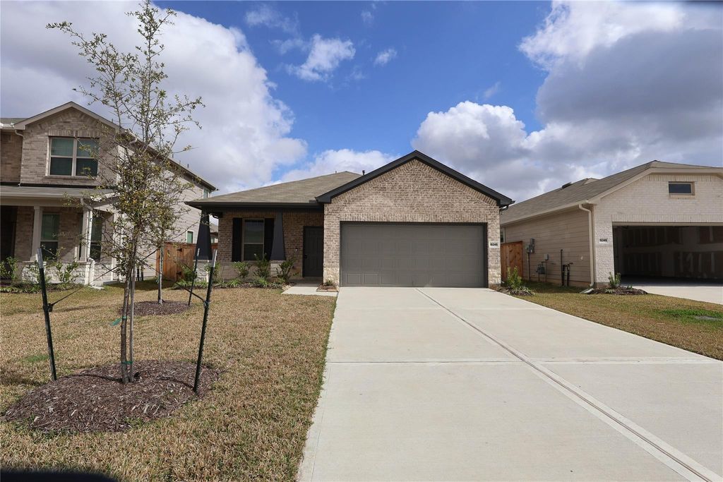 15345 Dapple Bluff Ln, Conroe, TX 77302