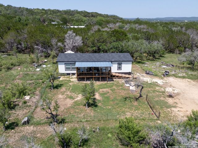 605 Seth Circle, Bandera, TX 78003