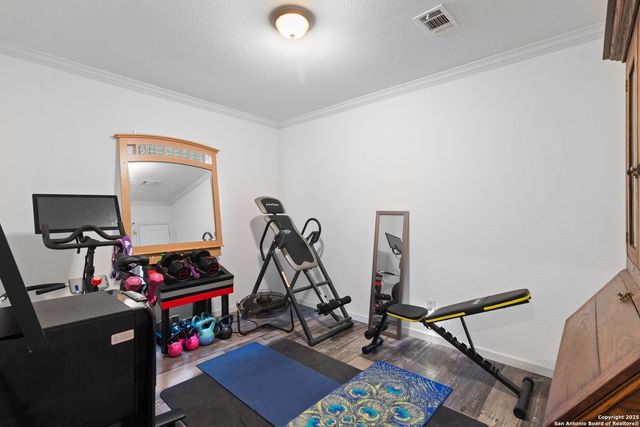 605 Seth Circle, Bandera, TX 78003