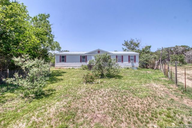 605 Seth Circle, Bandera, TX 78003