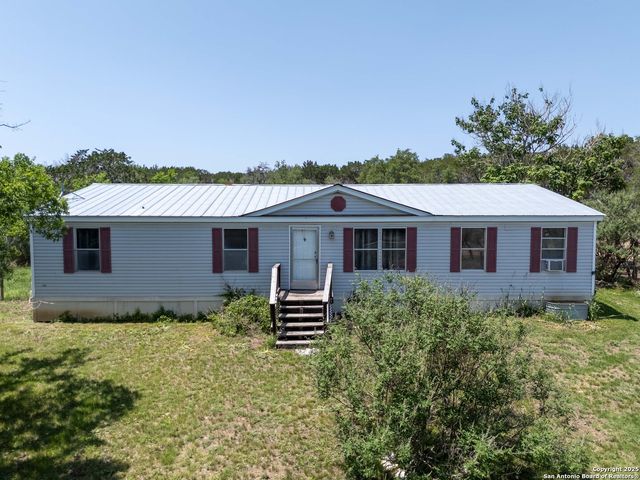 605 Seth Circle, Bandera, TX 78003
