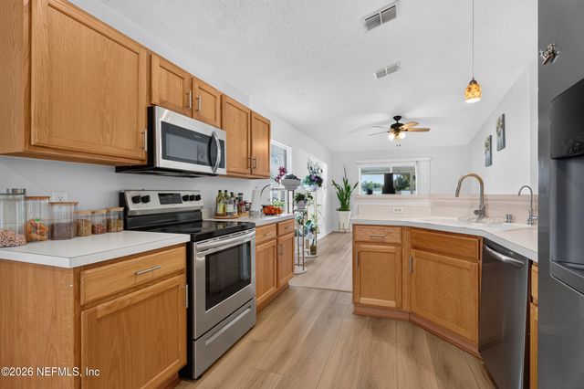 5458 LAFAYETTE PARK Drive N, Jacksonville, FL 32244