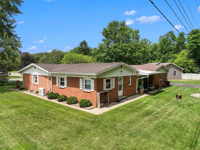 362 E Washington Street, Berrien Springs, MI 49103