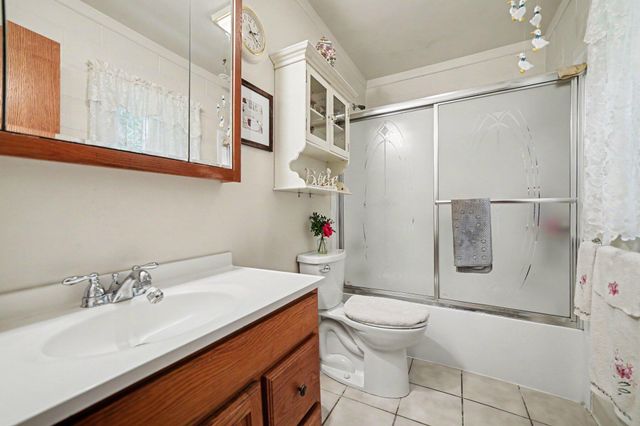 362 E Washington Street, Berrien Springs, MI 49103