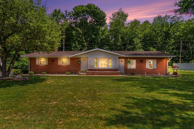 362 E Washington Street, Berrien Springs, MI 49103