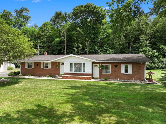 362 E Washington Street, Berrien Springs, MI 49103
