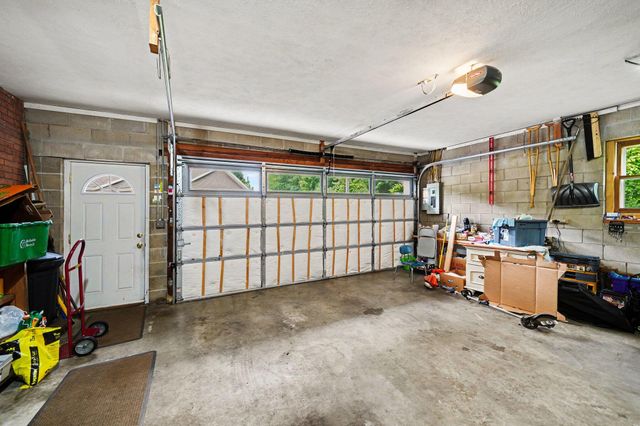 362 E Washington Street, Berrien Springs, MI 49103