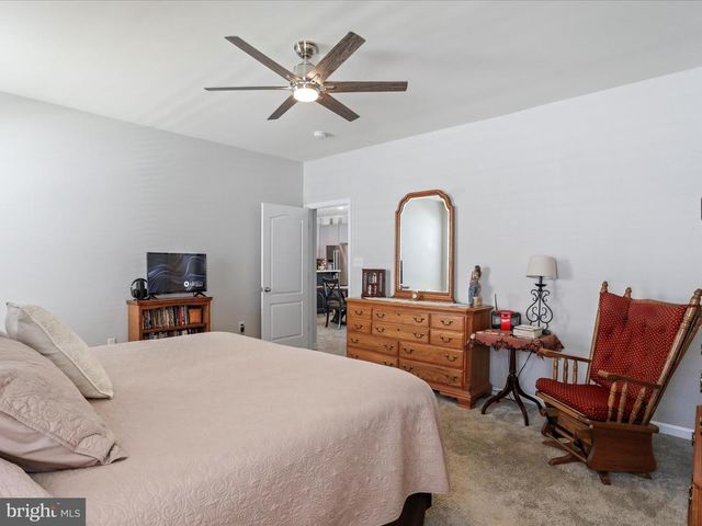 1241 N FAIRFAX BLVD, Ranson, WV 25438