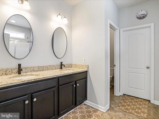 1241 N FAIRFAX BLVD, Ranson, WV 25438