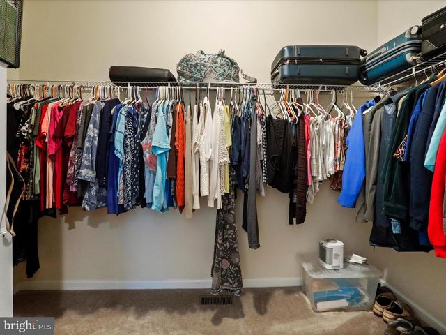 1241 N FAIRFAX BLVD, Ranson, WV 25438