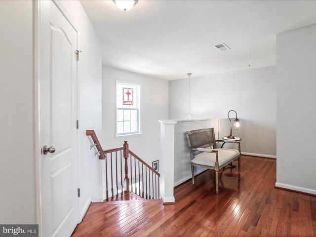 1241 N FAIRFAX BLVD, Ranson, WV 25438