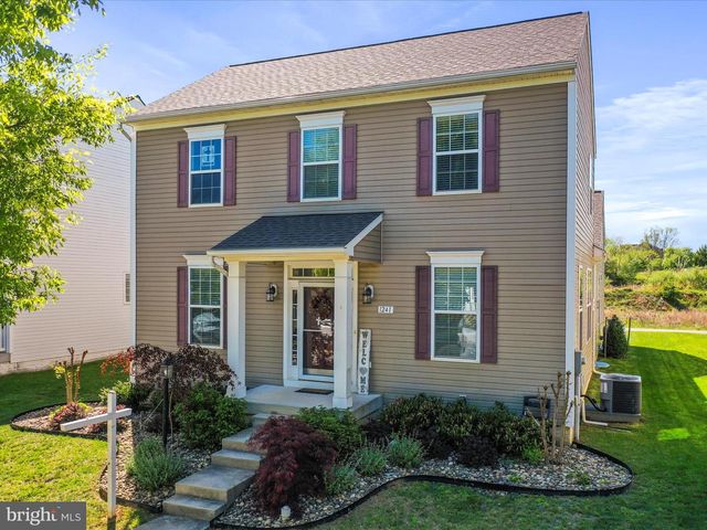 1241 N FAIRFAX BLVD, Ranson, WV 25438