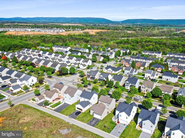 1241 N FAIRFAX BLVD, Ranson, WV 25438