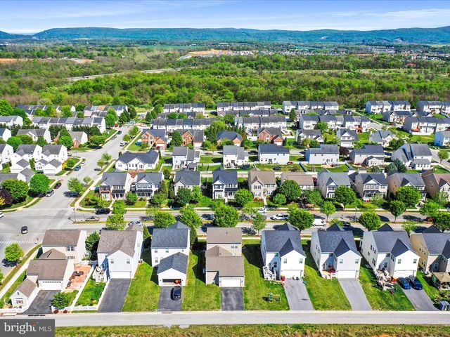 1241 N FAIRFAX BLVD, Ranson, WV 25438