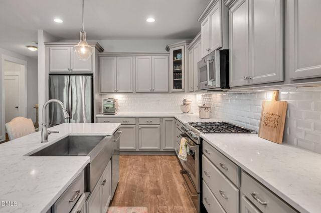 63 N Rosebank Drive, Chapel Hill, NC 27516
