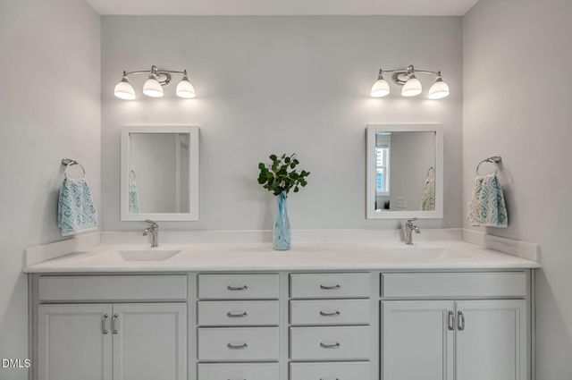 63 N Rosebank Drive, Chapel Hill, NC 27516