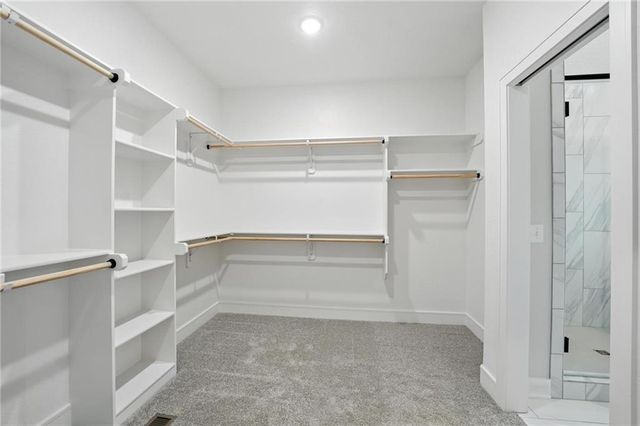 4264 Lake Shore Court, Basehor, KS 66007