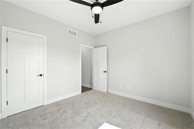 4264 Lake Shore Court, Basehor, KS 66007