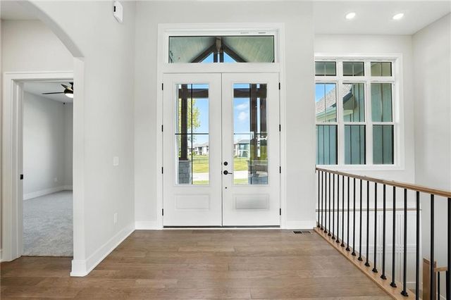 4264 Lake Shore Court, Basehor, KS 66007