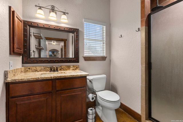 193 County Road 271, Rio Medina, TX 78066