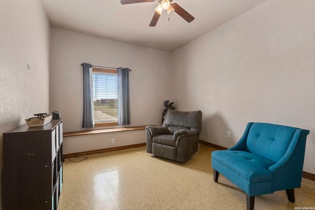 193 County Road 271, Rio Medina, TX 78066