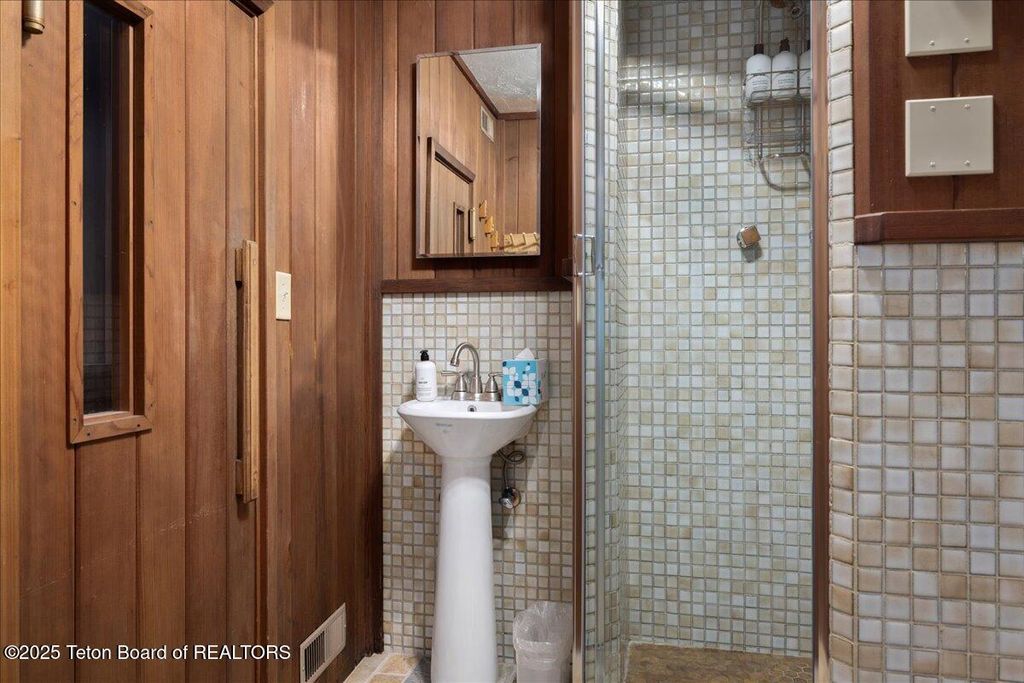 3705 W MCCOLLISTER Drive, Teton Village, WY 83025 photo 23