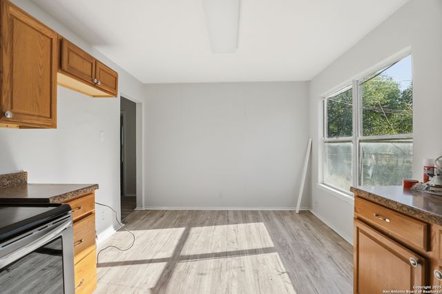 146 Hillsdale, San Antonio, TX 78227