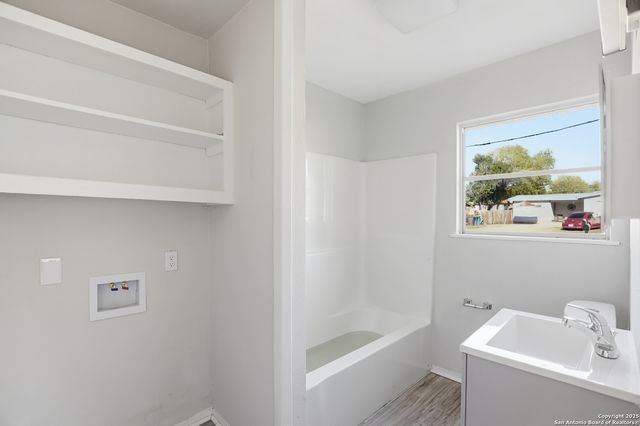 146 Hillsdale, San Antonio, TX 78227