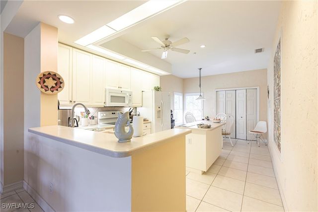 24655 Canary Island CT 202, Bonita Springs, FL 34134