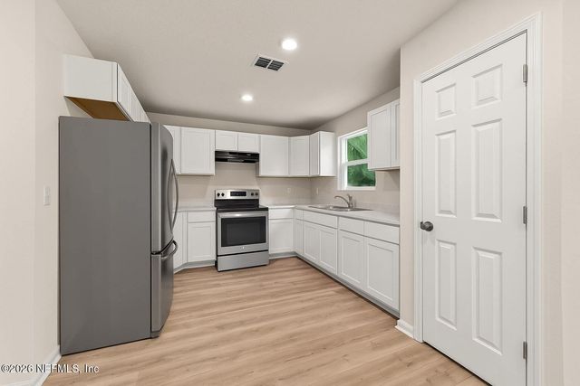 5704 BENEDICT Road, Jacksonville, FL 32209