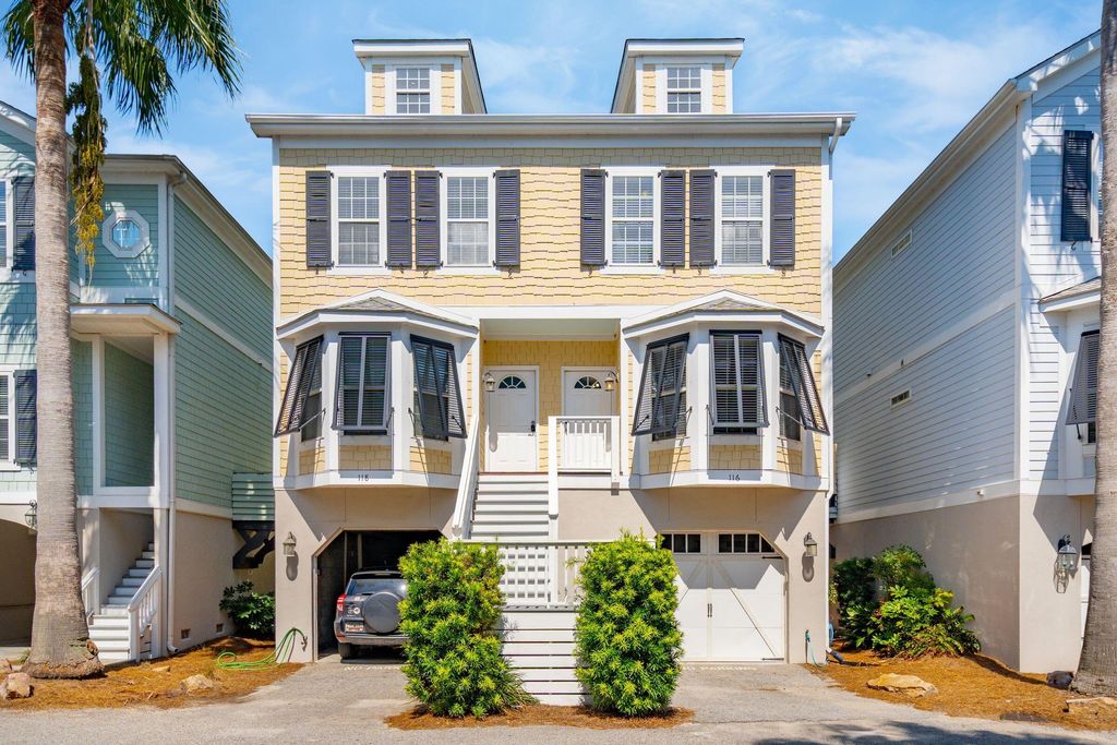 116 W 2nd Street, Folly Beach, SC 29439