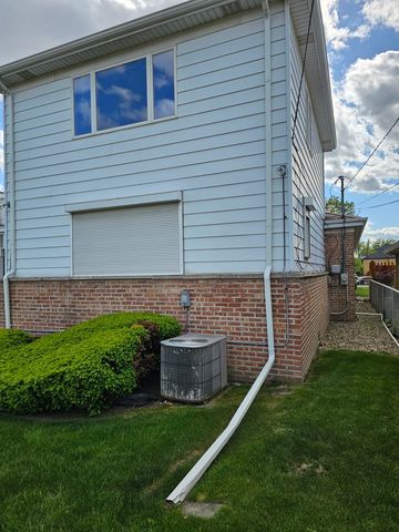 8605 S Calumet Avenue, Chicago, IL 60619