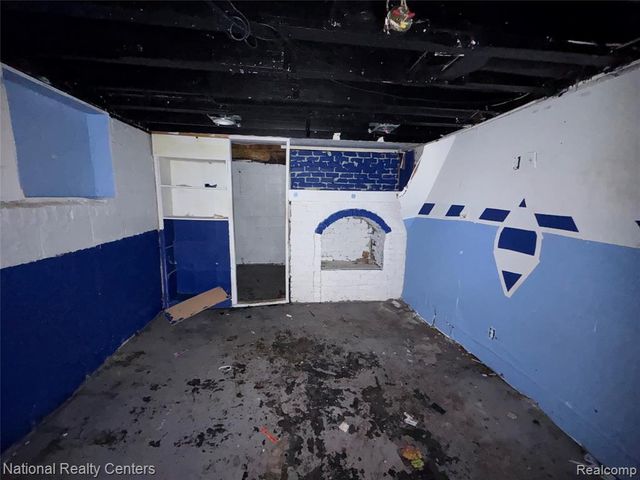 19559 Pelkey Street, Detroit, MI 48205