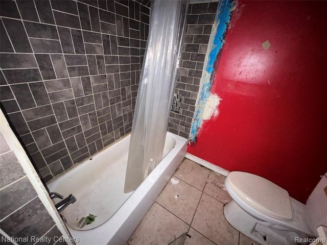 19559 Pelkey Street, Detroit, MI 48205