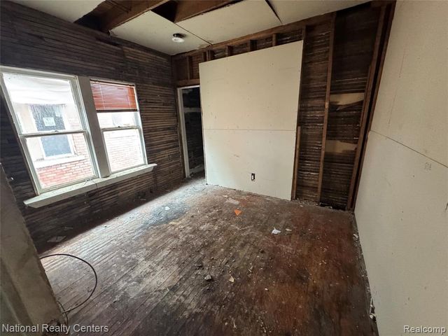 19559 Pelkey Street, Detroit, MI 48205