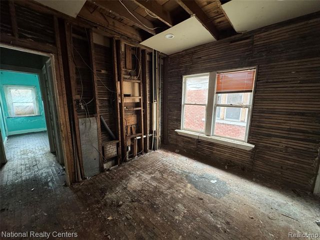 19559 Pelkey Street, Detroit, MI 48205