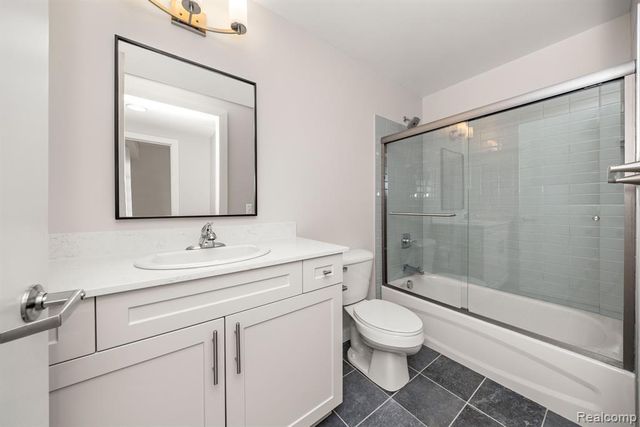 16530 Warren Avenue 203, Detroit, MI 48224