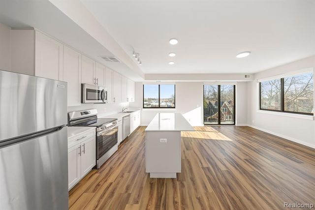 16530 Warren Avenue 203, Detroit, MI 48224