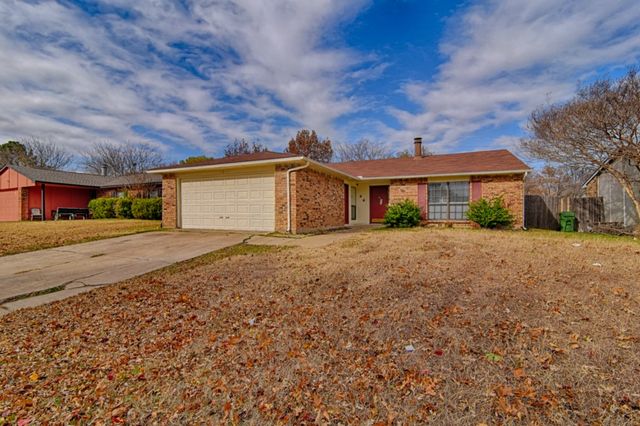 809 Levelland Drive, Arlington, TX 76017