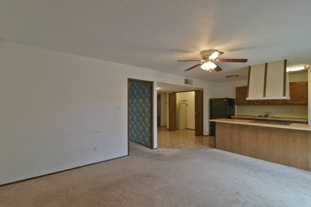809 Levelland Drive, Arlington, TX 76017
