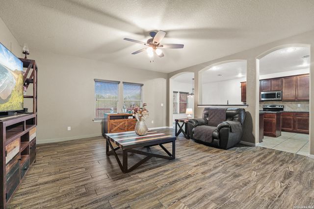 8923 Rainbow Creek, San Antonio, TX 78245